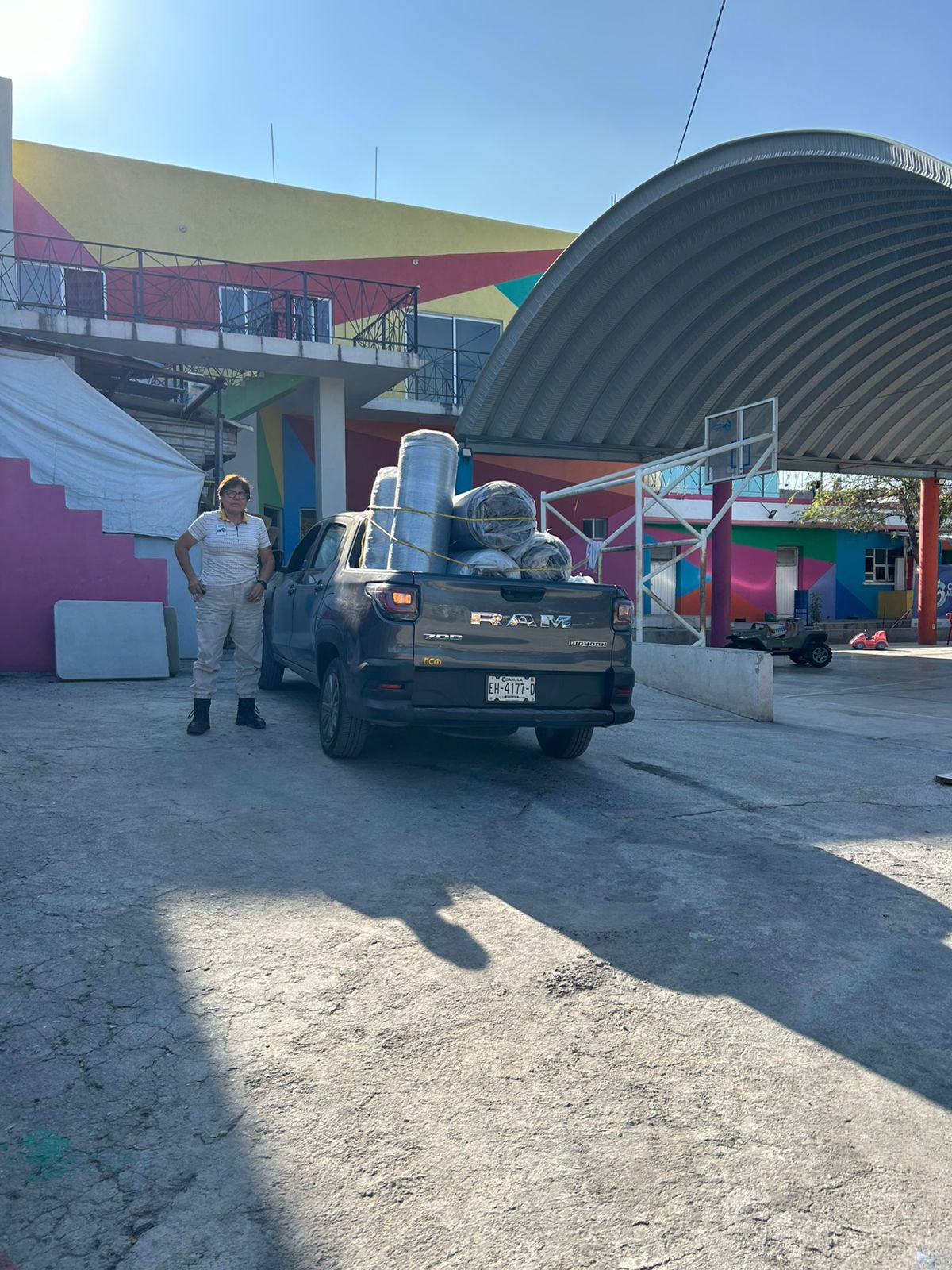 Donativo de colchones a Casa del Migrante.